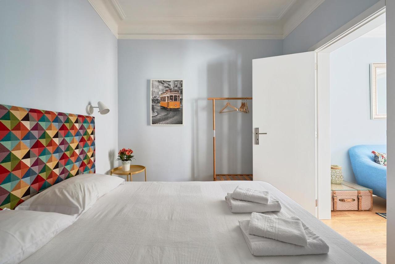 Elegant Riverview Apartment In Historical Lisboa Eksteriør bilde