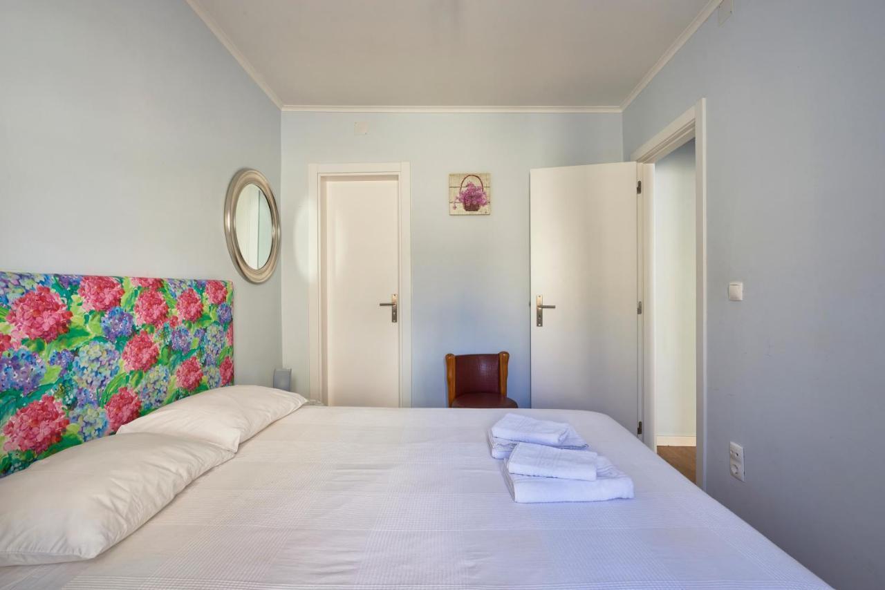 Elegant Riverview Apartment In Historical Lisboa Eksteriør bilde