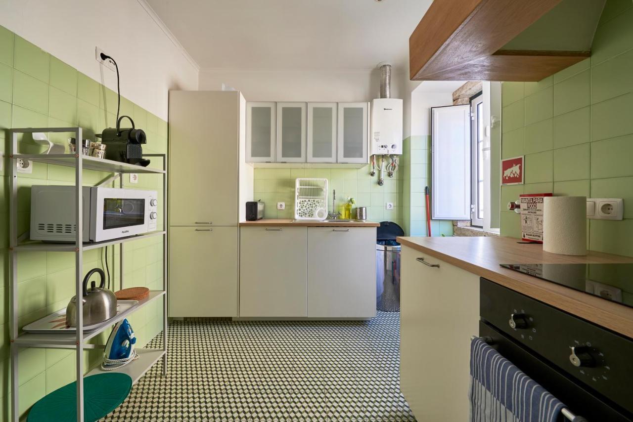 Elegant Riverview Apartment In Historical Lisboa Eksteriør bilde