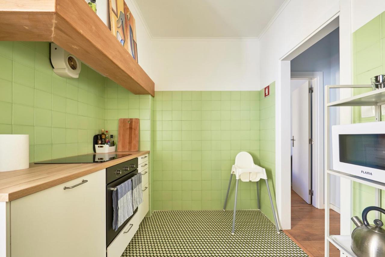 Elegant Riverview Apartment In Historical Lisboa Eksteriør bilde
